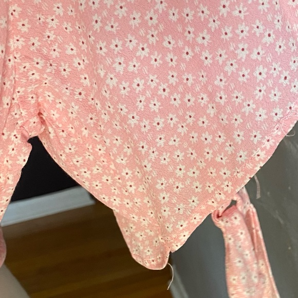 Gap Floral Wrap Front Tie Blouse XL Light Pink Crepe V Neck Kimono Sleeves - Picture 8 of 9